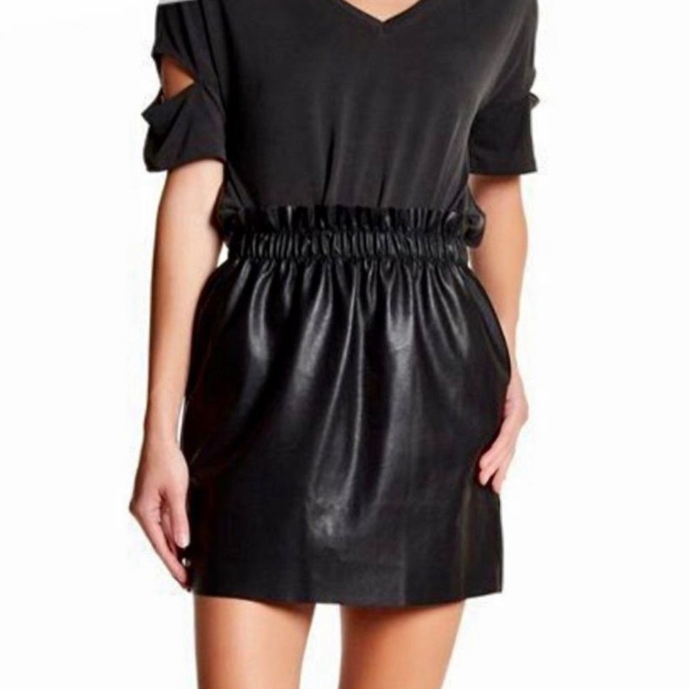 HARLOW AND GRAHAM VEGAN LEATHER SKIRT SIZE S
